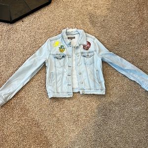 Jean jacket with patches